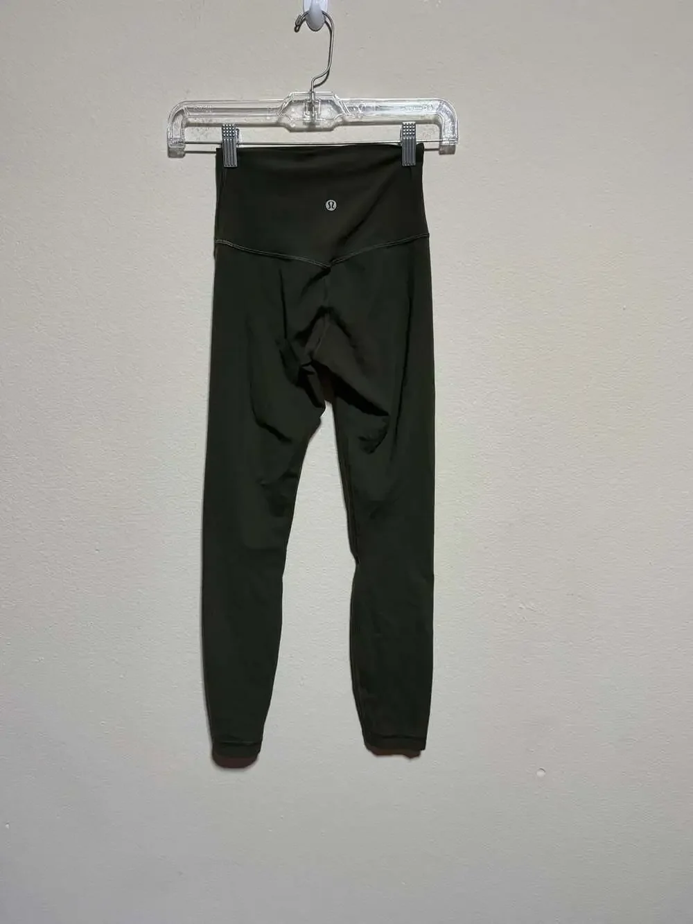 Women’s lululemon athletica olive green leggings